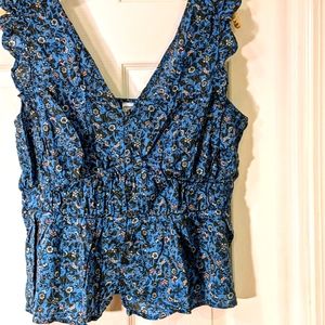 Old Navy floral blue v-neck button front blouse